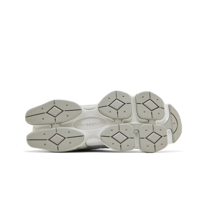 New Balance 9060 Silver Metallic Grey
