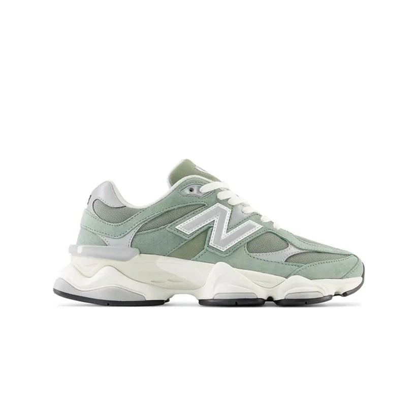 New Balance 9060 Kahki