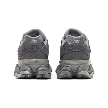 New Balance 9060 Magnet